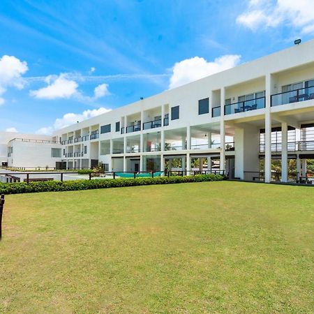Citrus Waskaduwa Hotel Bentota Bagian luar foto