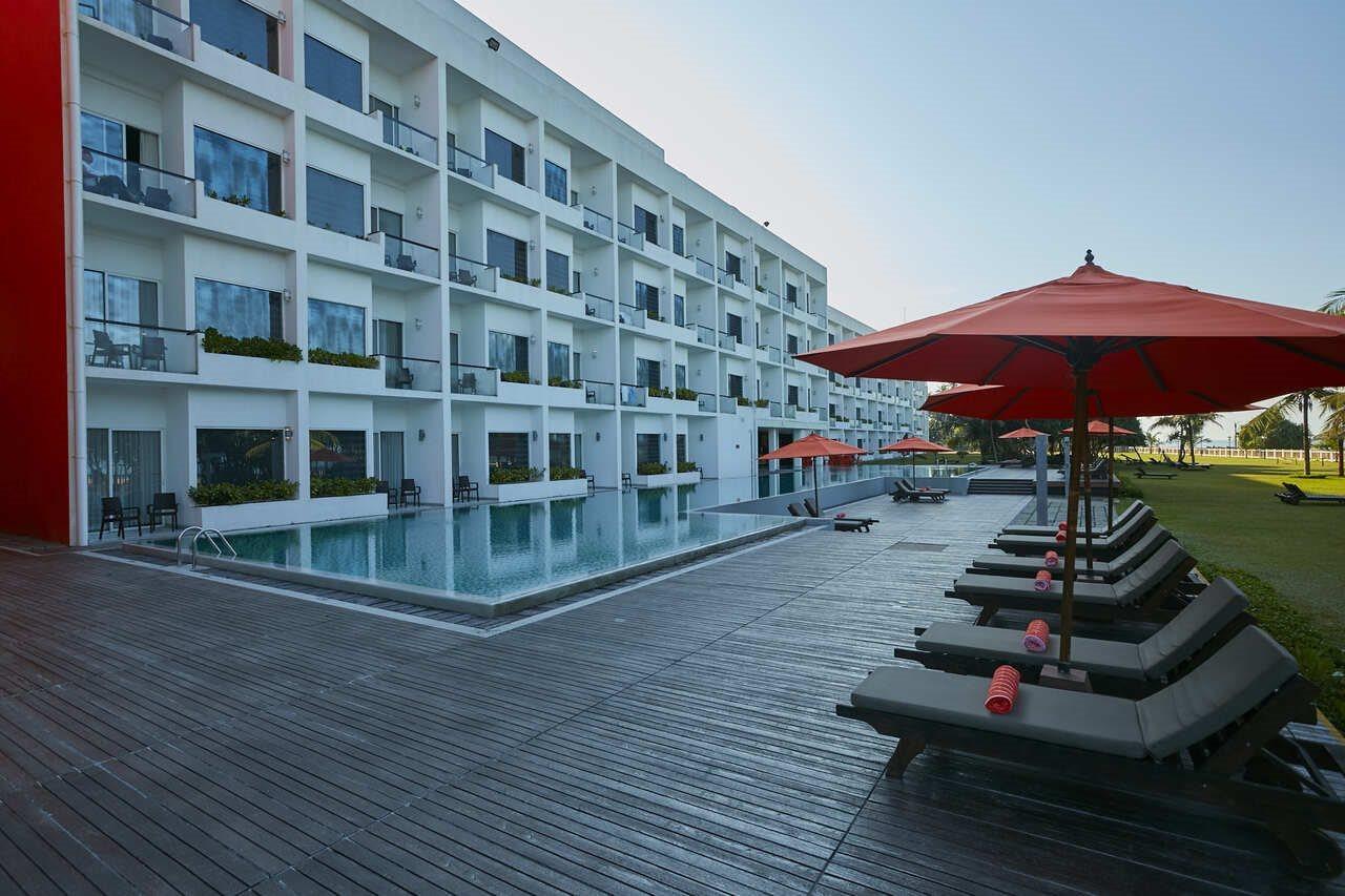 Citrus Waskaduwa Hotel Bentota Bagian luar foto