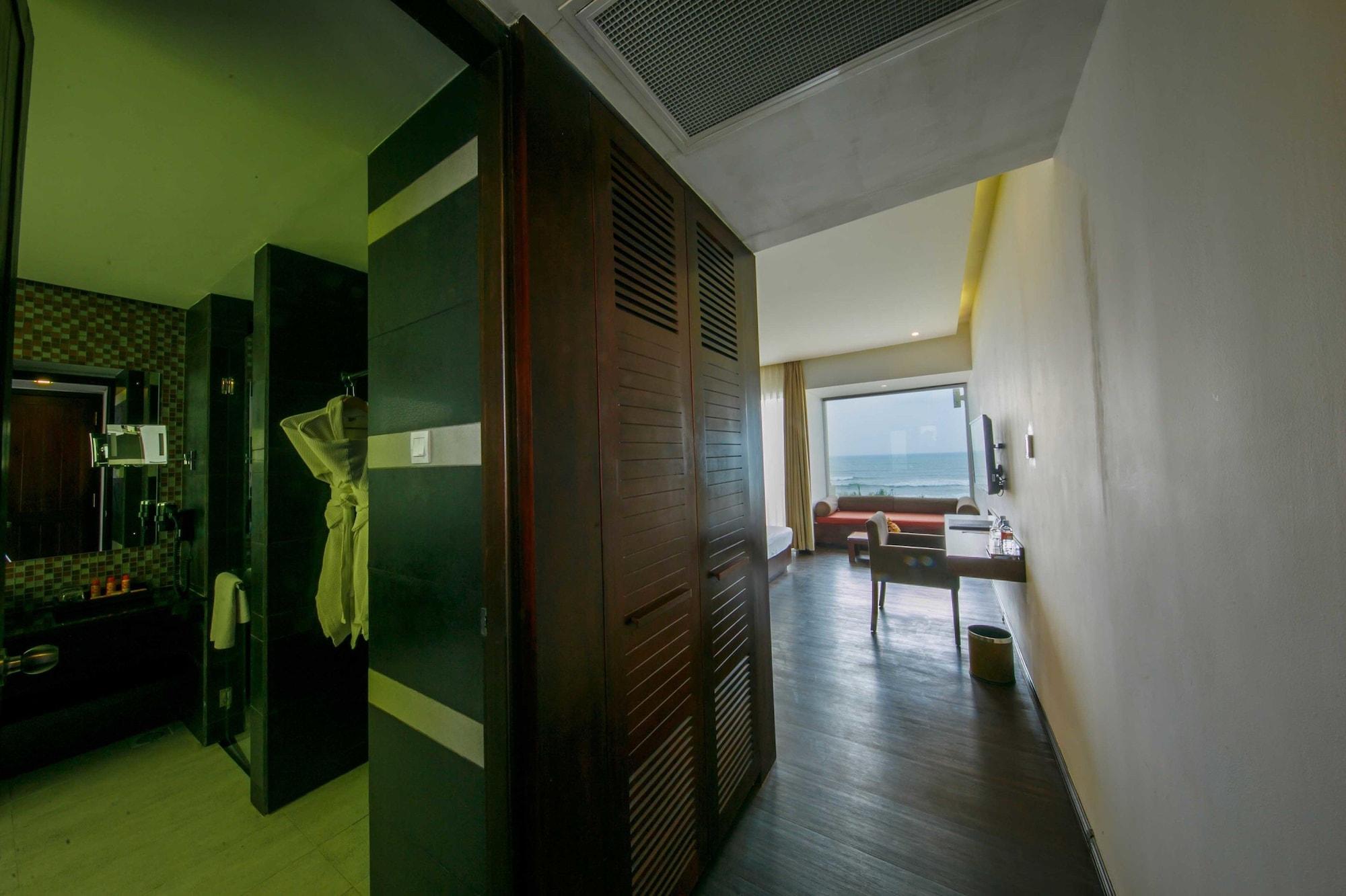 Citrus Waskaduwa Hotel Bentota Bagian luar foto