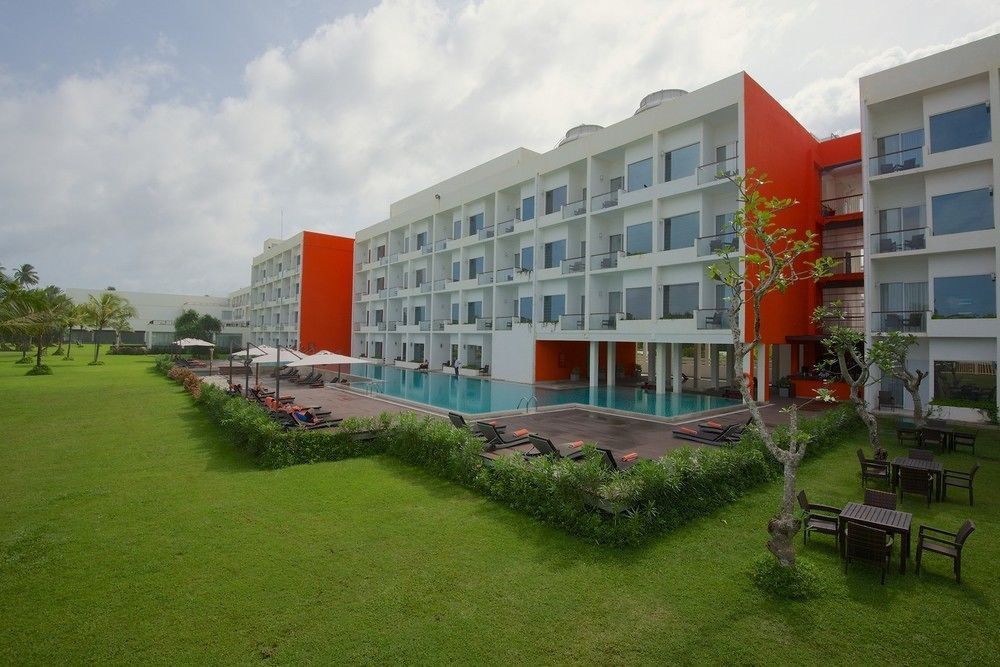 Citrus Waskaduwa Hotel Bentota Bagian luar foto