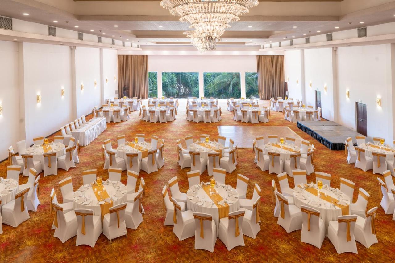 Citrus Waskaduwa Hotel Bentota Bagian luar foto