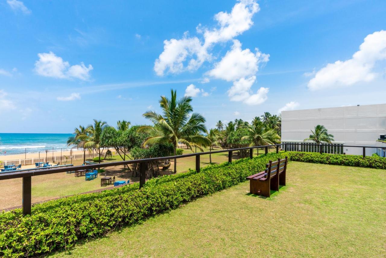 Citrus Waskaduwa Hotel Bentota Bagian luar foto